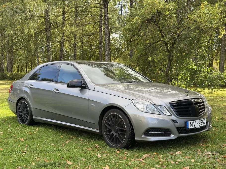 Mercedes-Benz E350 2010 photo 2