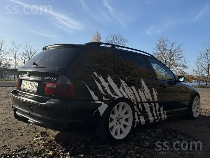 BMW 320 2002 photo 2