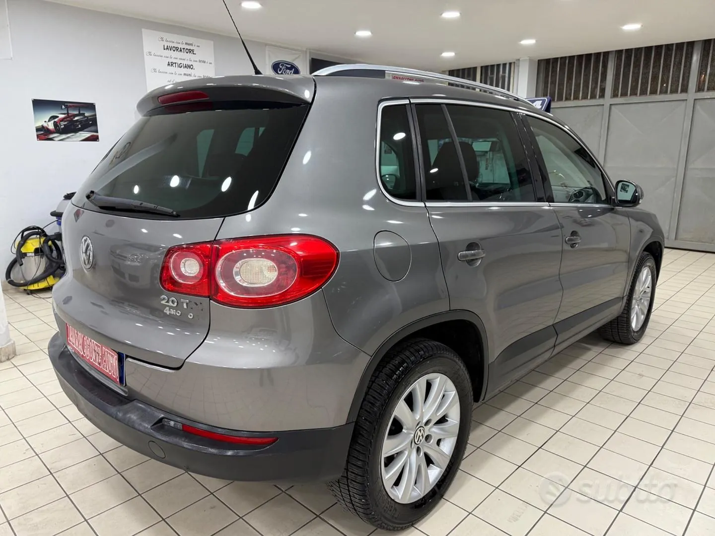 Volkswagen Tiguan 2011 photo 5