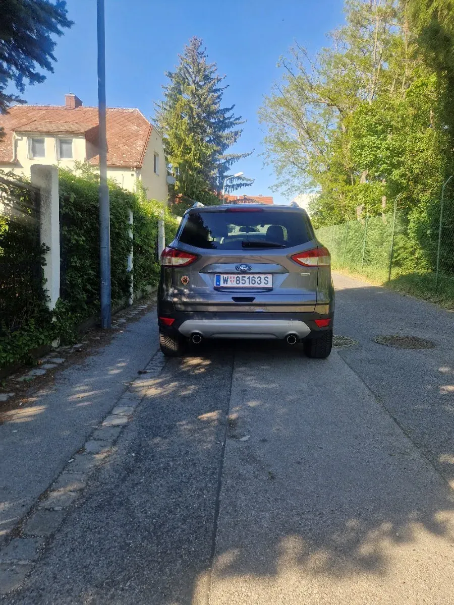 Ford Kuga 2013 photo 3