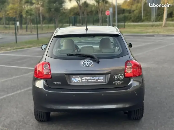 Toyota Auris 2007 photo 4