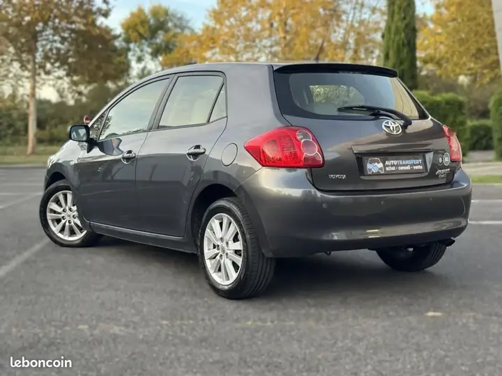 Toyota Auris 2007 photo 3