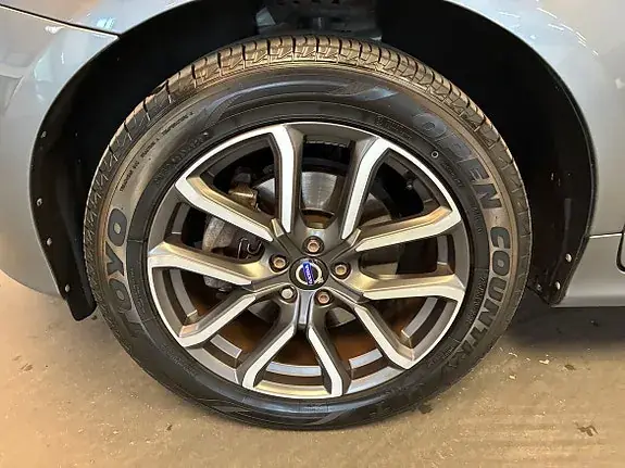 Volvo Xc60 2017 photo 5