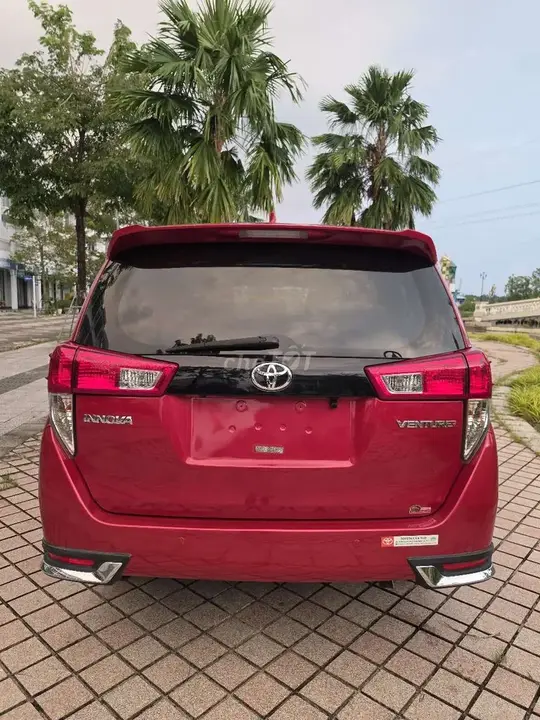 Toyota Innova 2020 photo 2
