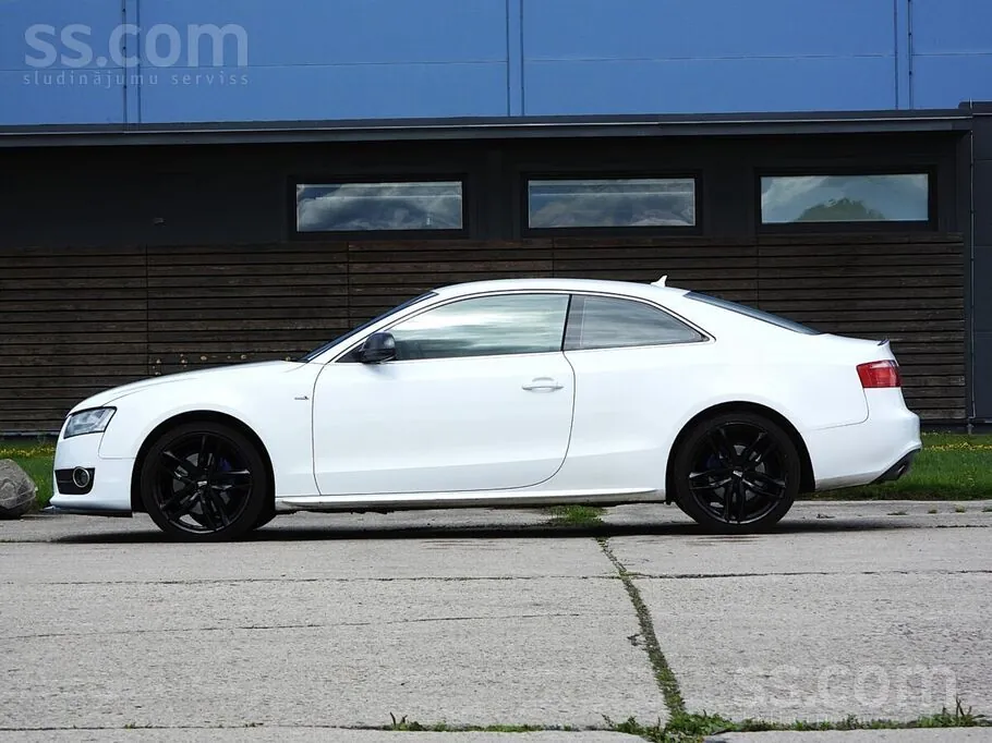 Audi A5 2008 photo 4