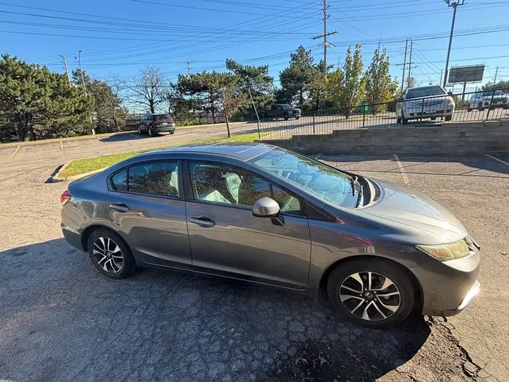 Honda Civic 2013 photo 4