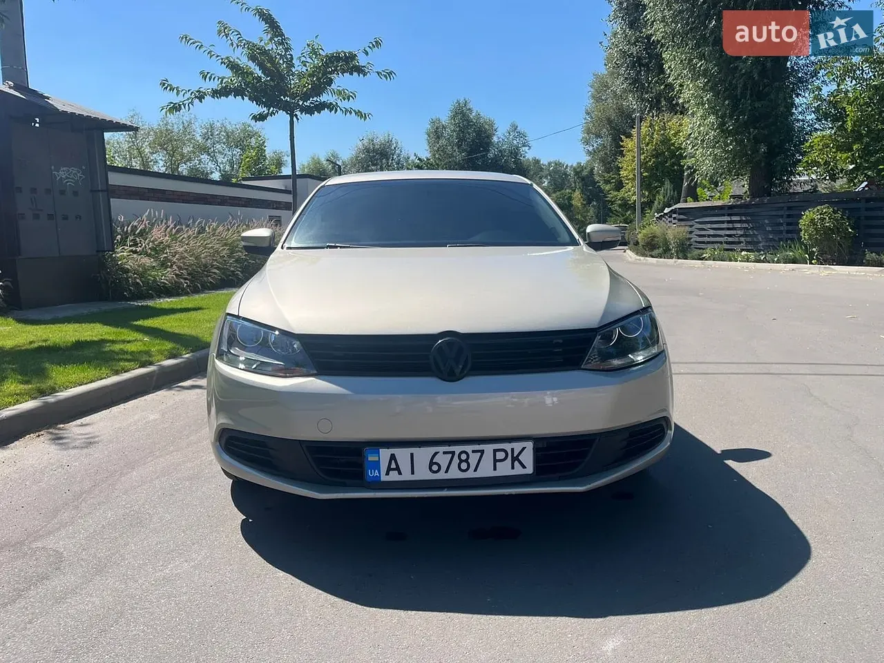 Volkswagen Jetta 2014 photo 2