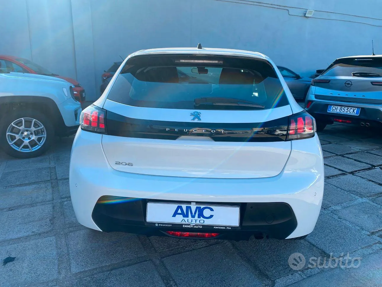 Peugeot 208 2023 photo 4