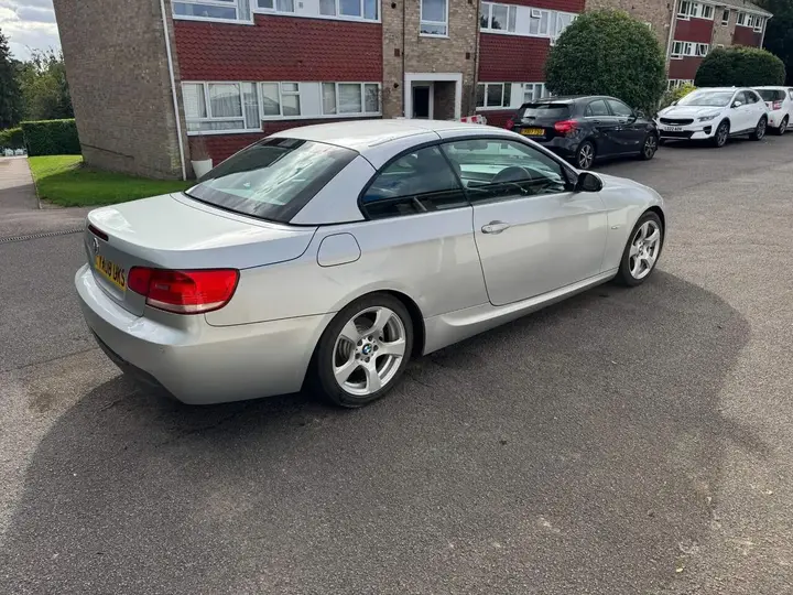 BMW 3 Series 2008 photo 3