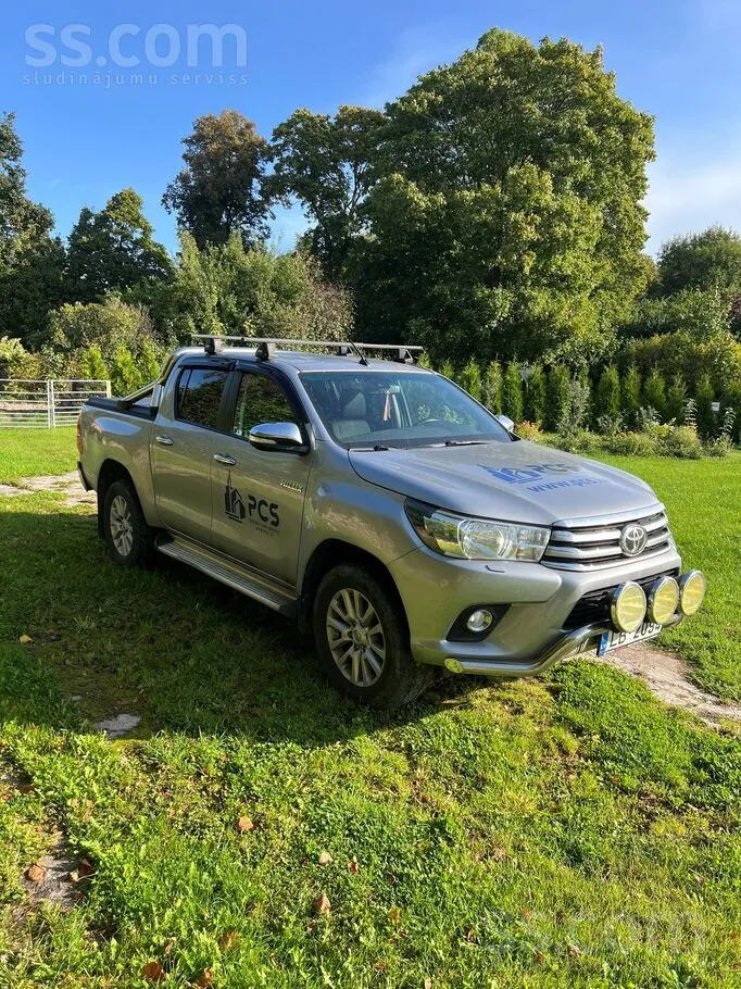 Toyota Hilux 2017 photo 3