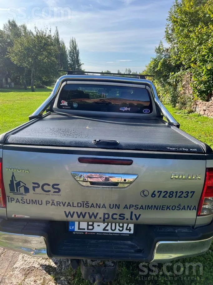 Toyota Hilux 2017 photo 5