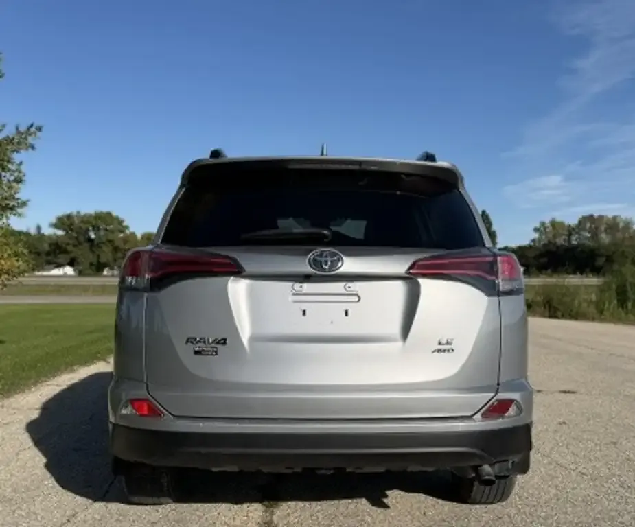 Toyota Rav4 2018 photo 4