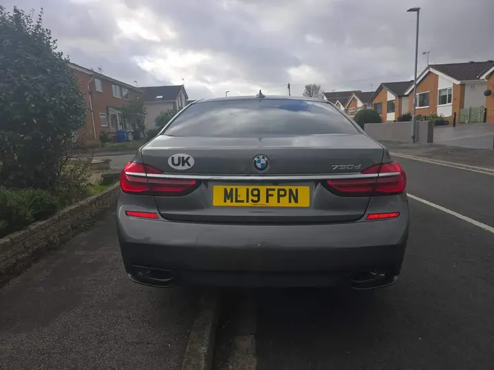 BMW 7 Series 2019 photo 5