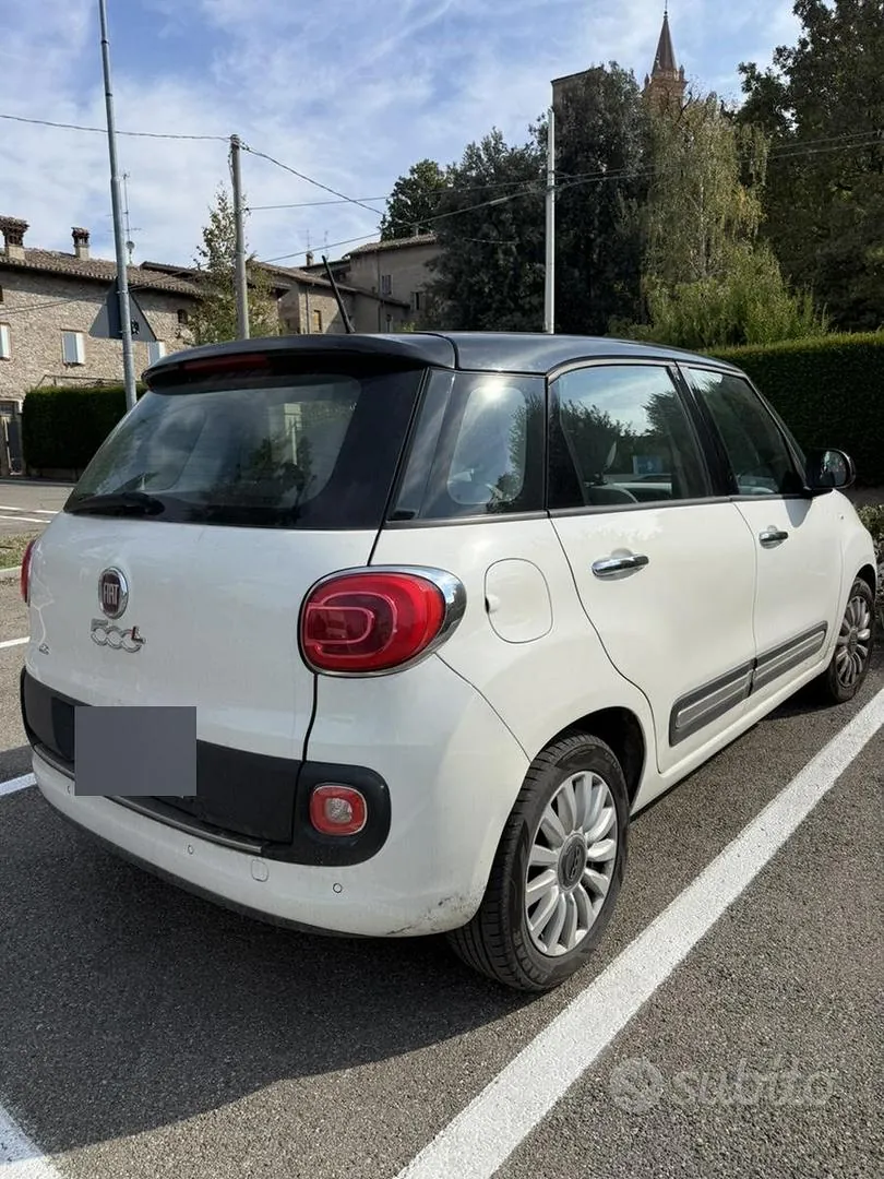 Fiat 500L 2014 photo 2