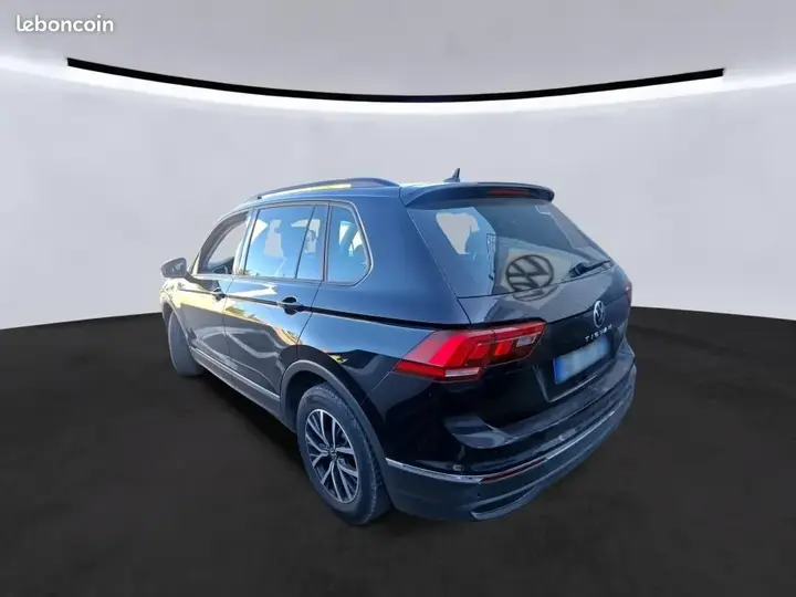Volkswagen Tiguan 2023 photo 2
