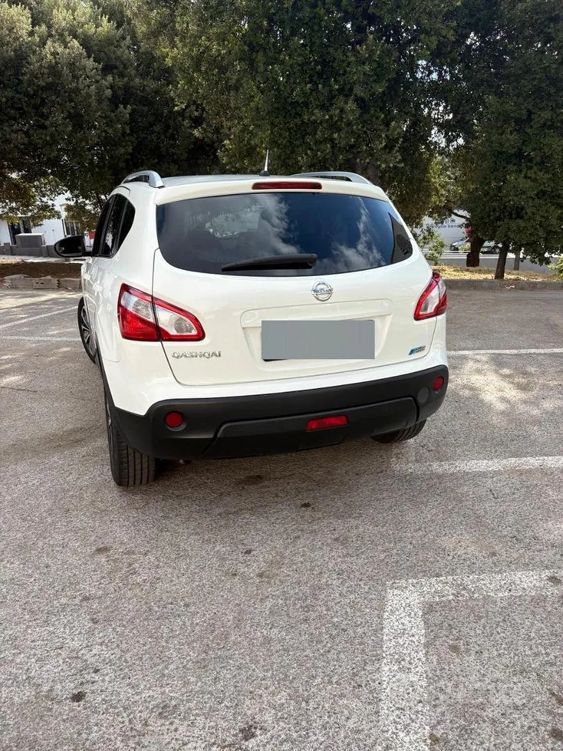 Nissan Qashqai 2010 photo 2