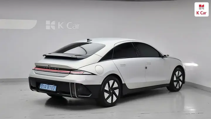 Hyundai Ioniq 6 2023 photo 3