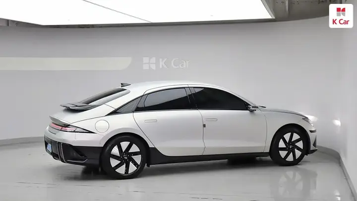 Hyundai Ioniq 6 2023 photo 4