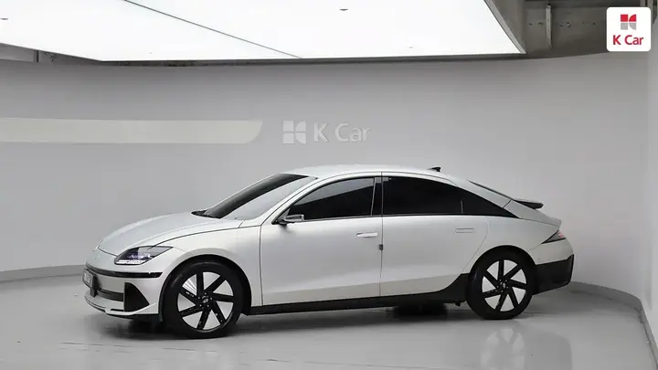 Hyundai Ioniq 6 2023 photo 2