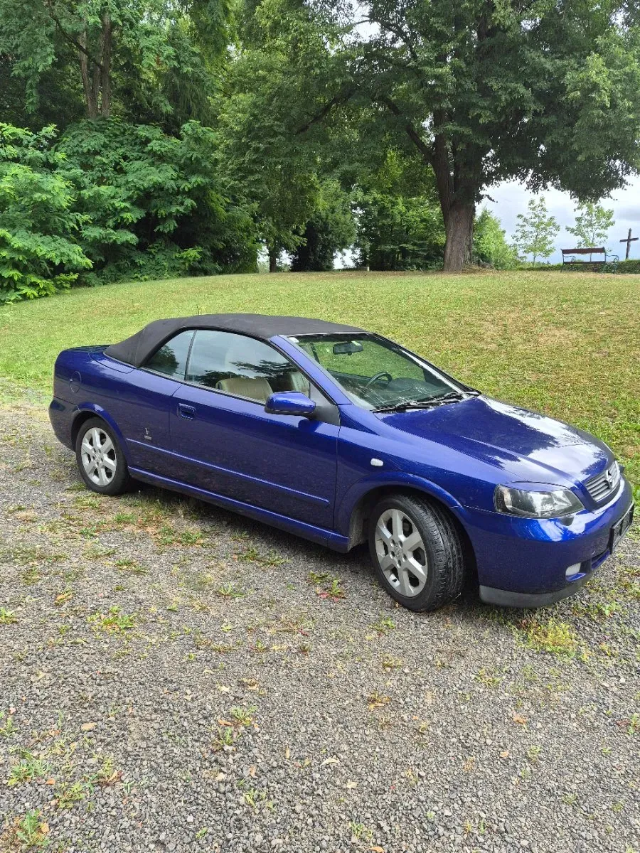 Opel Astra 2003 photo 2