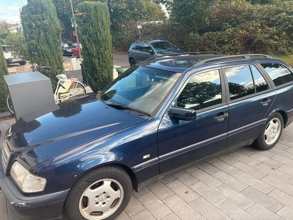 Mercedes-Benz C 180