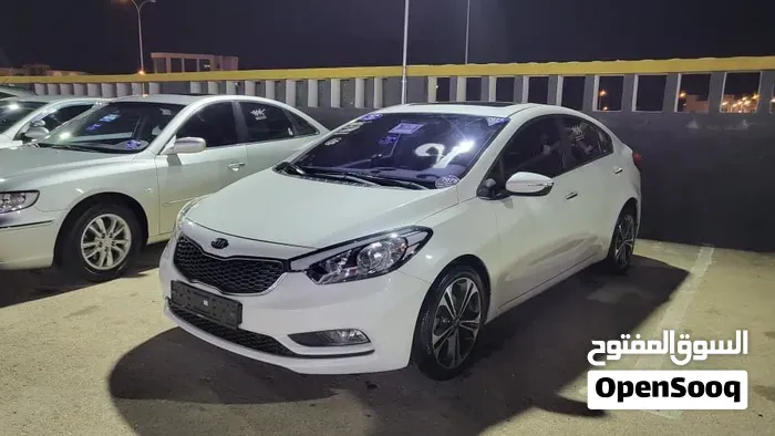 Kia K3 2012 photo 2