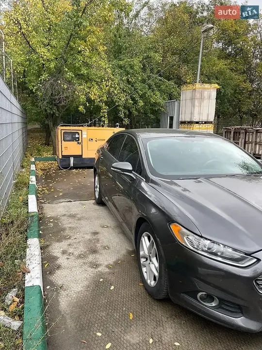 Ford Fusion 2015 photo 2