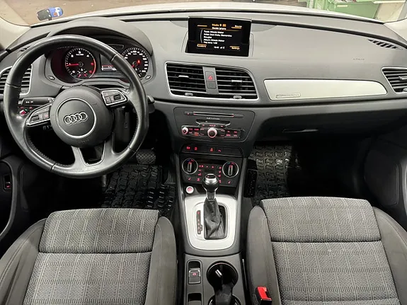 Audi Q3 2018 photo 3