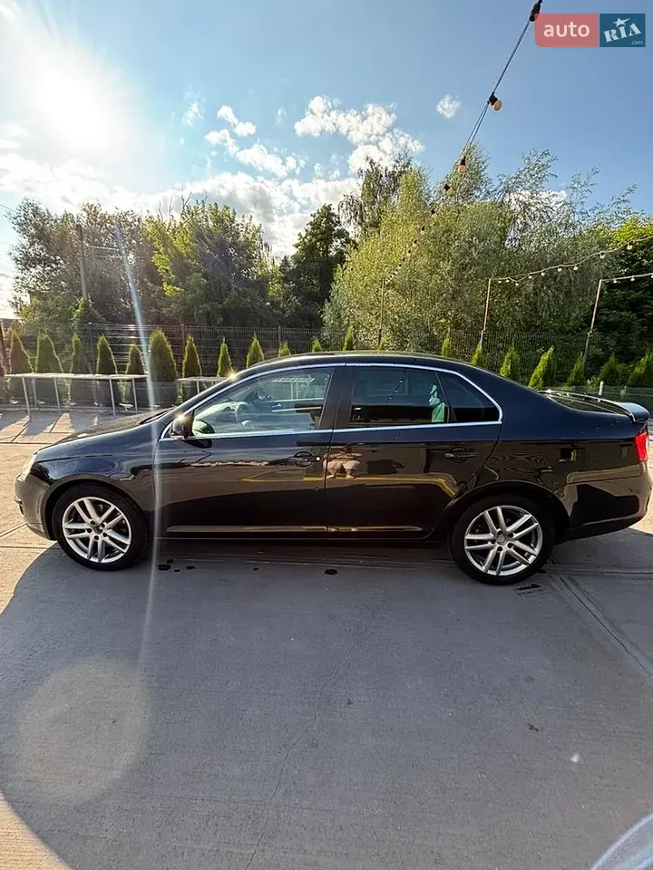 Volkswagen Jetta 2008 photo 4