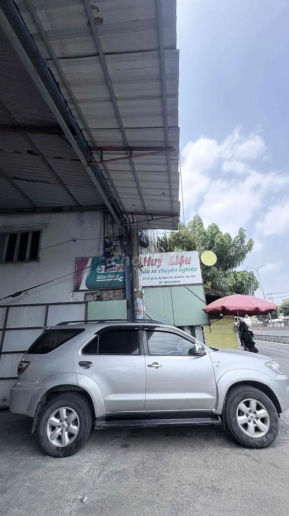 Toyota Fortuner 2009 photo 2