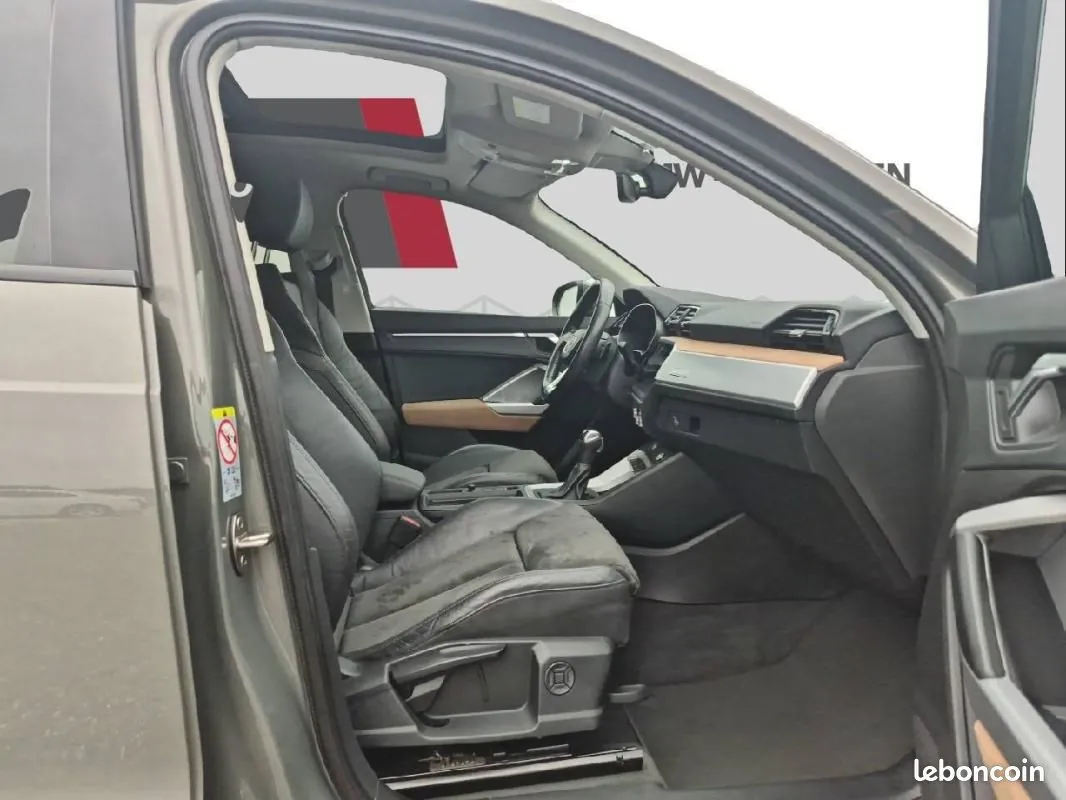 Audi Q3 2019 photo 4