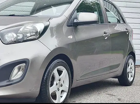 Kia Picanto 2015 photo 2