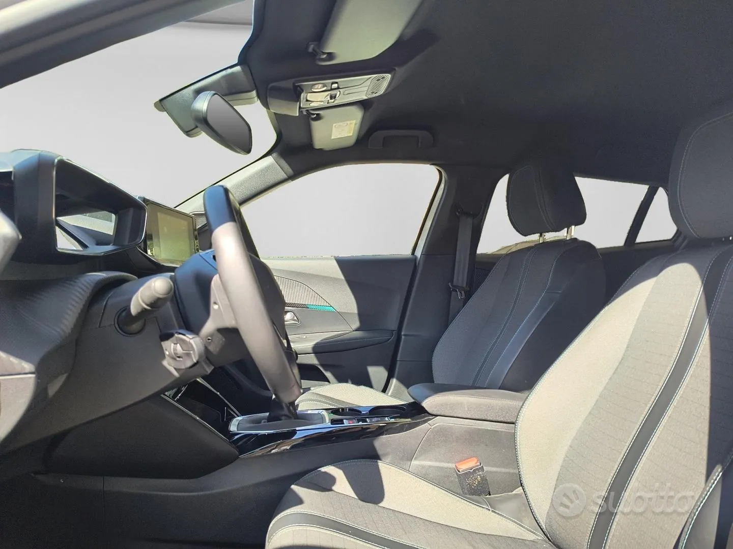 Peugeot 2008 2023 photo 5