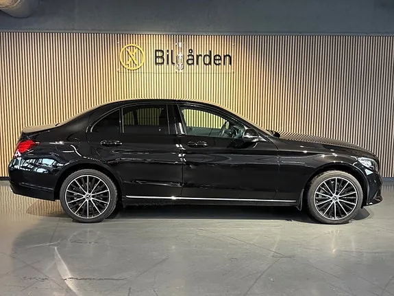 Mercedes-Benz C200 2018 photo 3