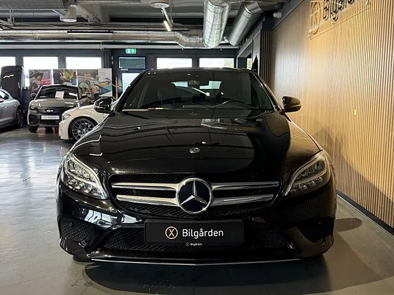 Mercedes-Benz C200 2018 photo 2