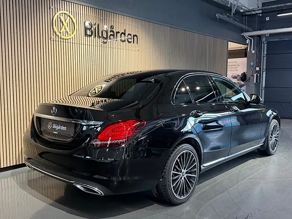 Mercedes-Benz C200 2018 photo 4