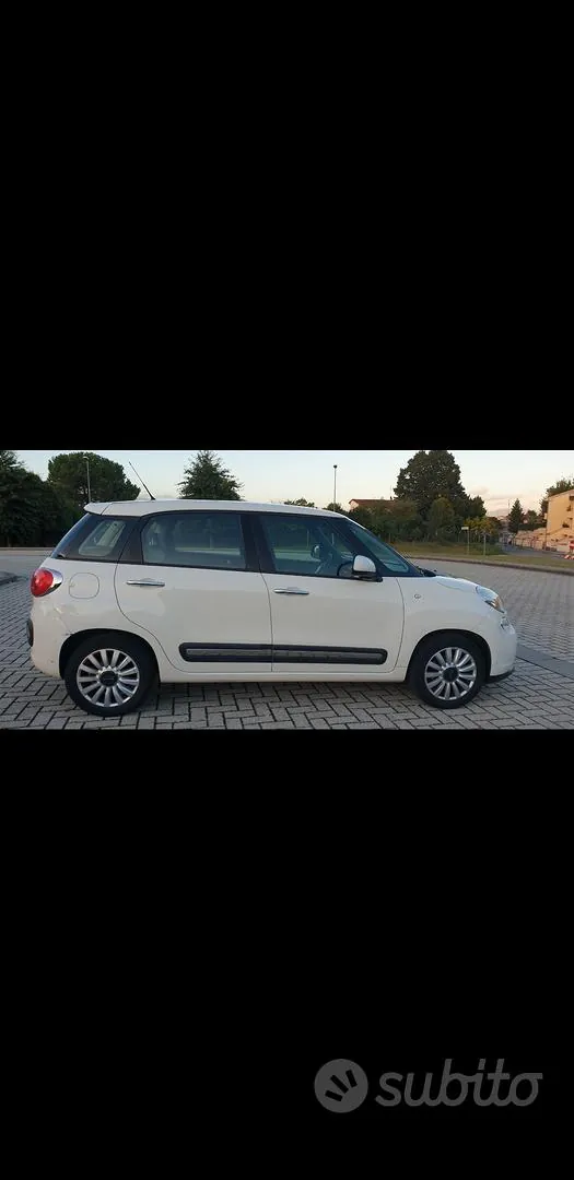 Fiat 500L 2013 photo 2