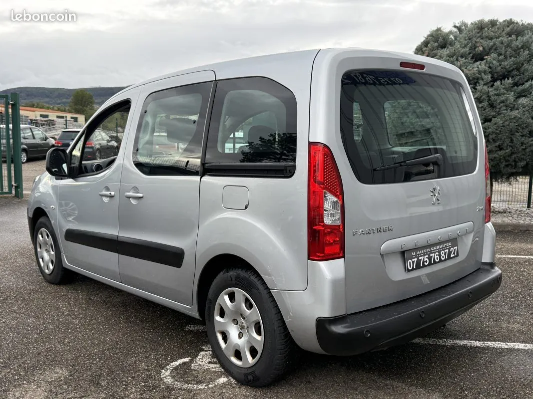 Peugeot Partner 2008 photo 3