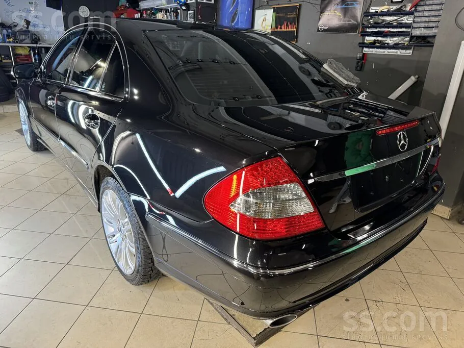 Mercedes-Benz E320 2007 photo 5