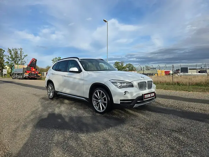 BMW X1 2014 photo 2