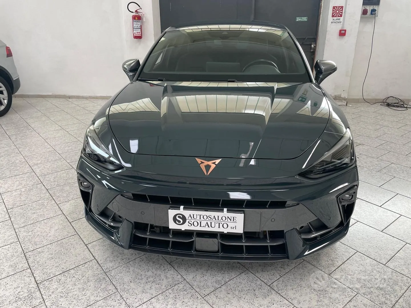 Cupra Leon 2025 photo 2
