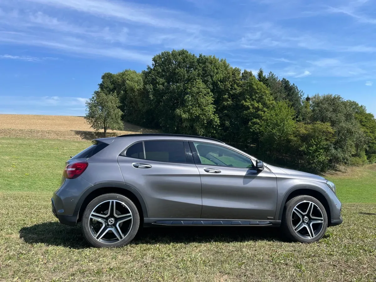 Mercedes-Benz Gla 2018 photo 2