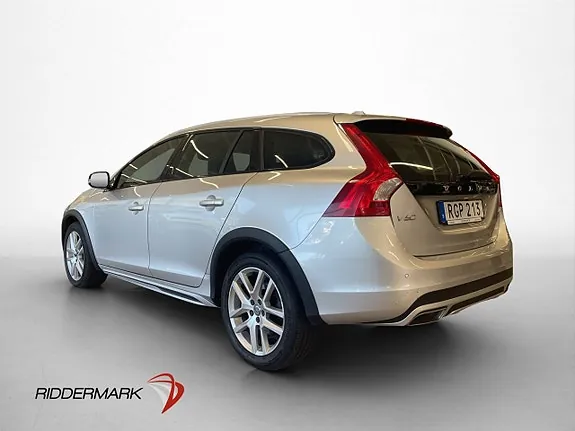 Volvo V60 Cross Country 2017 photo 5