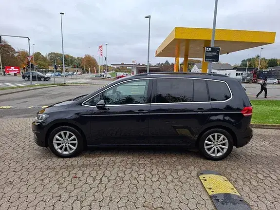 Volkswagen Touran 2019 photo 5