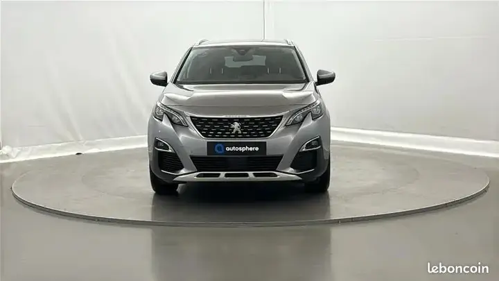 Peugeot 3008 2018 photo 2