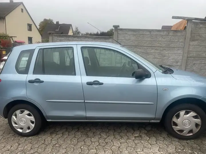 Mazda Mazda2