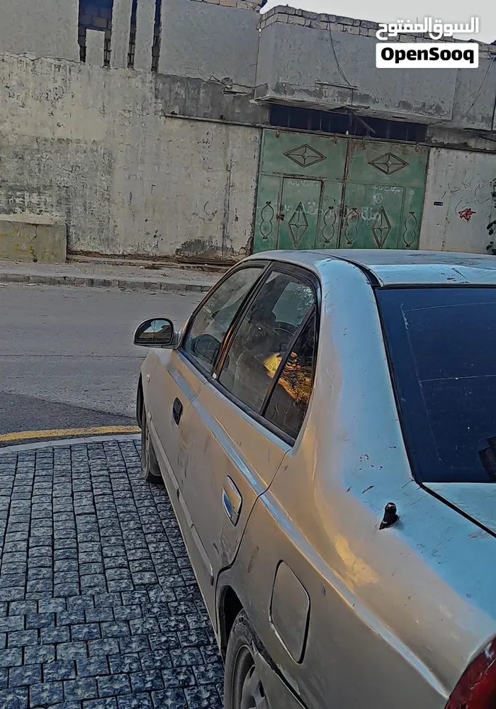 Hyundai Verna 2006 photo 2