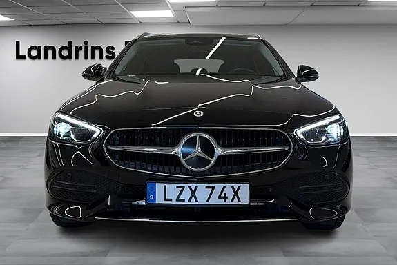 Mercedes-Benz C300 2025 photo 2