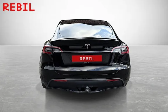 Tesla Model Y 2023 photo 5