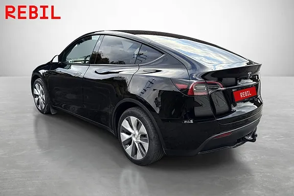 Tesla Model Y 2023 photo 4